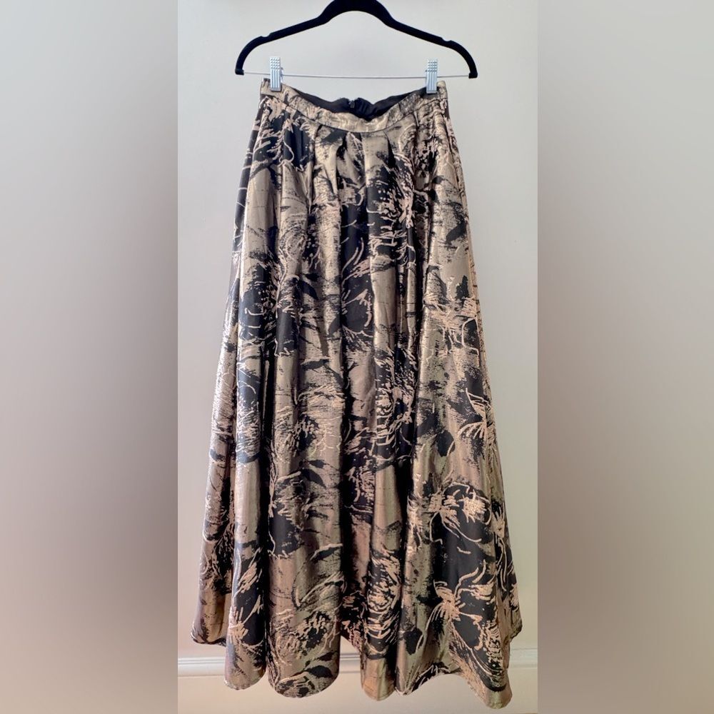 Dark Elegant Formal Evening Wear Dramatic Black & Gold Jacquard Floral Skirt XS